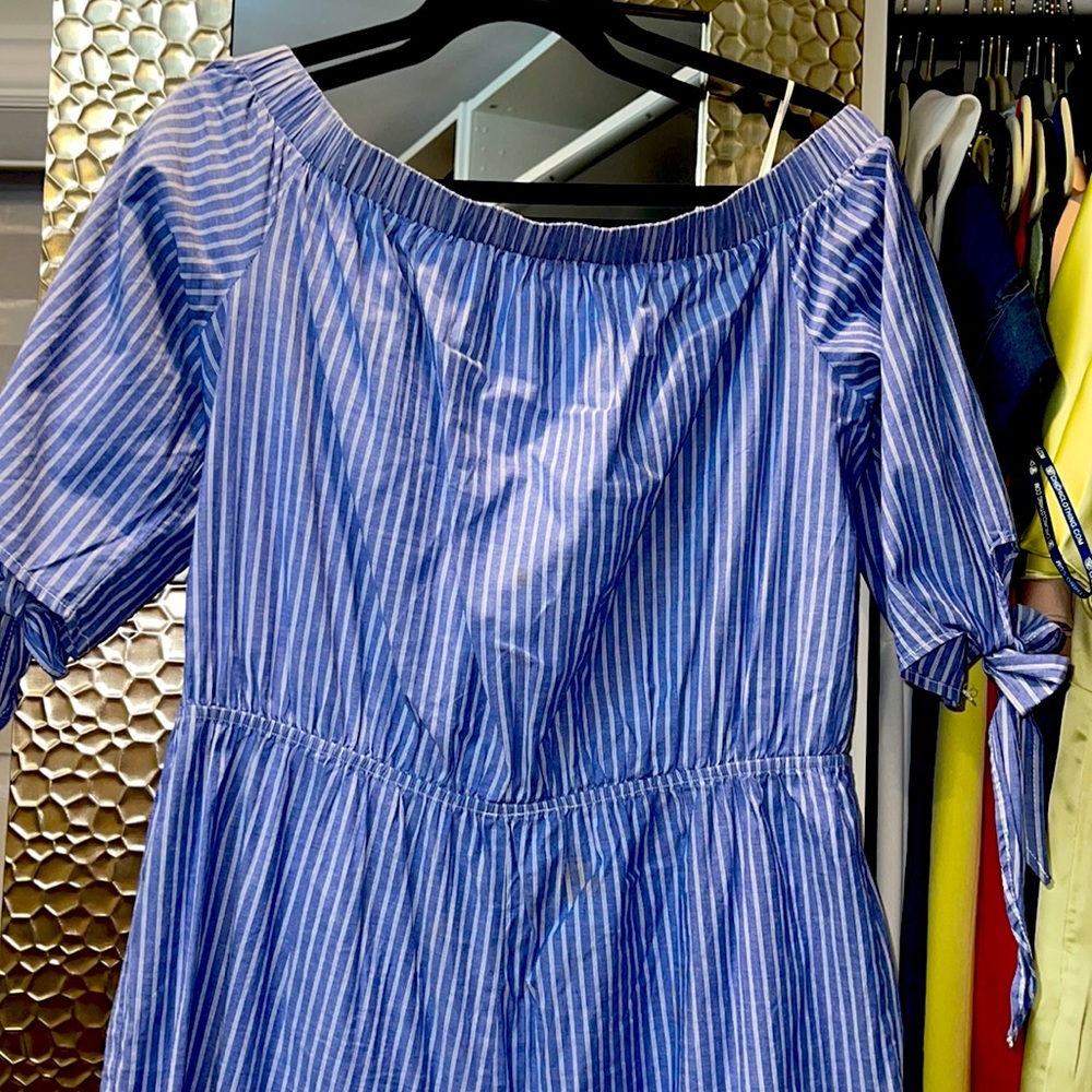 Love fire Blue Striped Off Shoulder Short Jumper